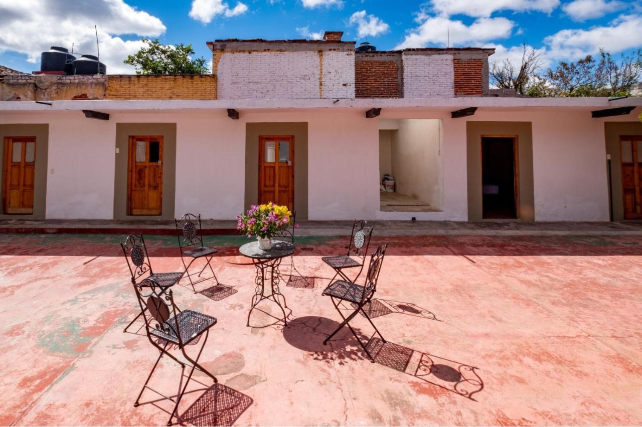 Fandango Pansiyon San Cristóbal de Las Casas Dış mekan fotoğraf