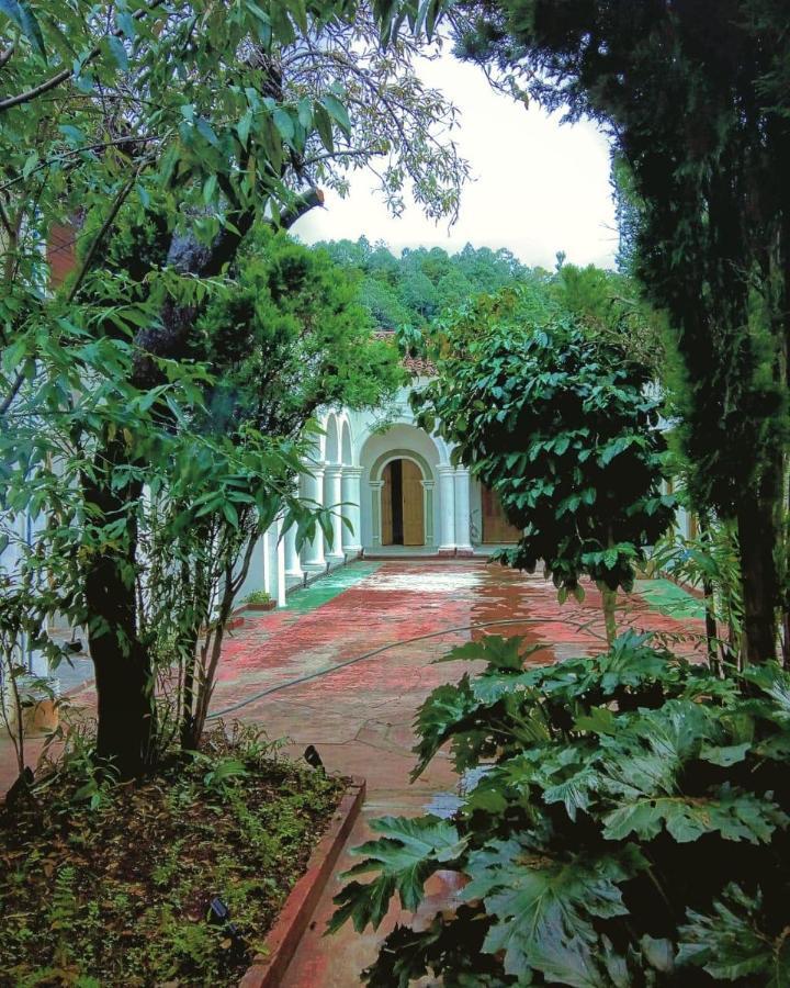 Fandango Pansiyon San Cristóbal de Las Casas Dış mekan fotoğraf
