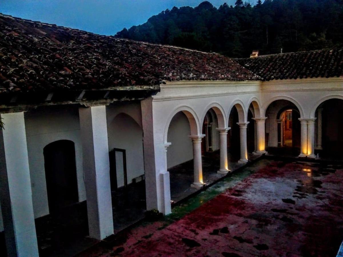 Fandango Pansiyon San Cristóbal de Las Casas Dış mekan fotoğraf